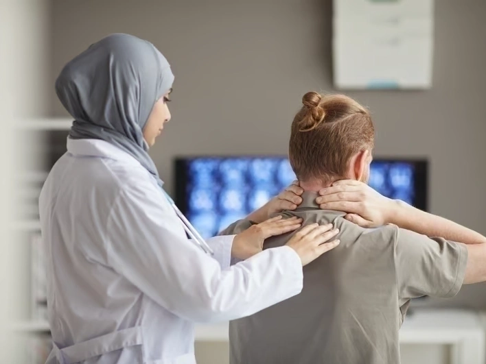 Professional Neck Pain Relief Therapy services by Arrowhead Clinic in Marietta, GA — licensed Chiropractor provider